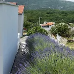 Lucija With Swimming Pool * Tugare
