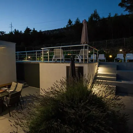 Holiday home Lucija With Swimming Pool Tugare